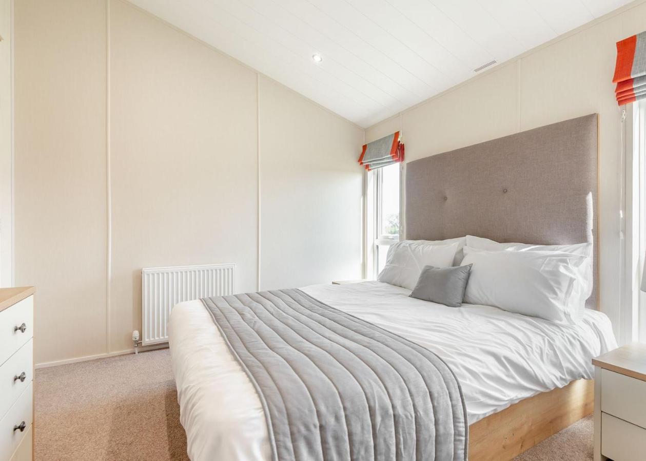 Home Farm Park Lakeside Retreat Burgh le Marsh Kamer foto