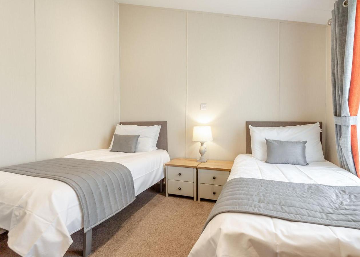 Home Farm Park Lakeside Retreat Burgh le Marsh Kamer foto